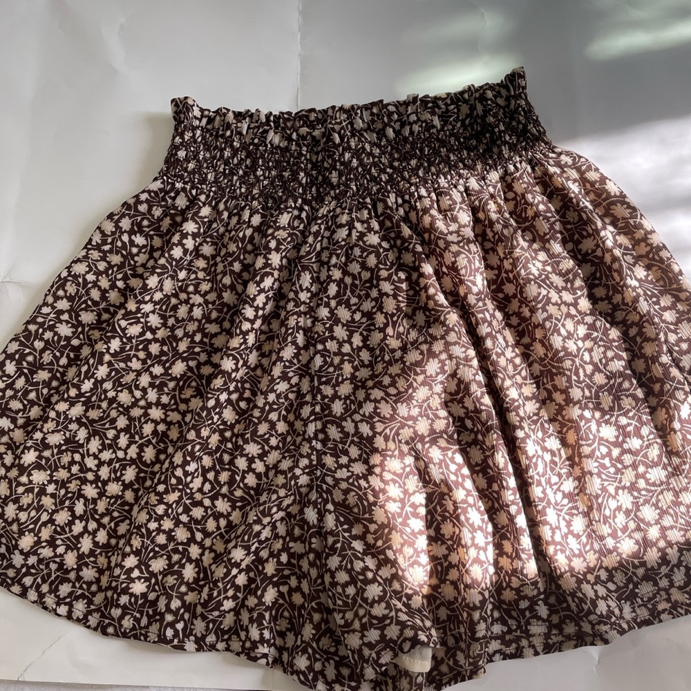 H&M floral skort
